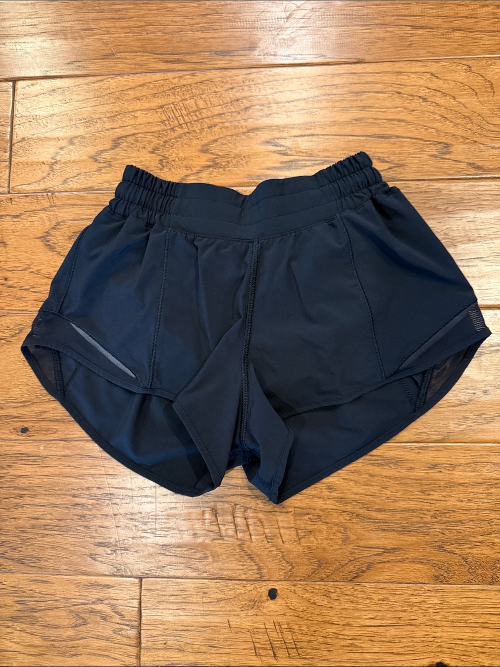 Lululemon Hotty Hot Low-Rise Lined Short, 2.5"